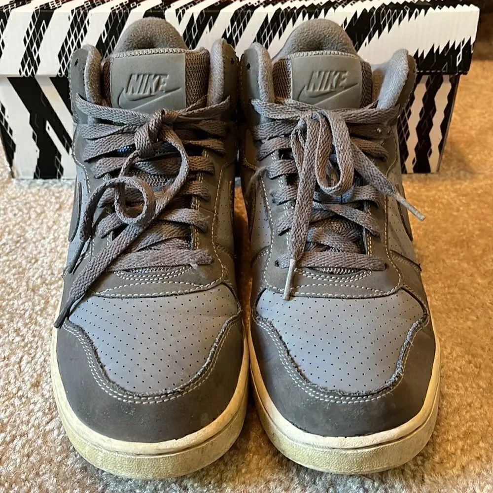 WMNS Court Borough Mid “Cool Grey” (S/N 844906-001), size 8.5